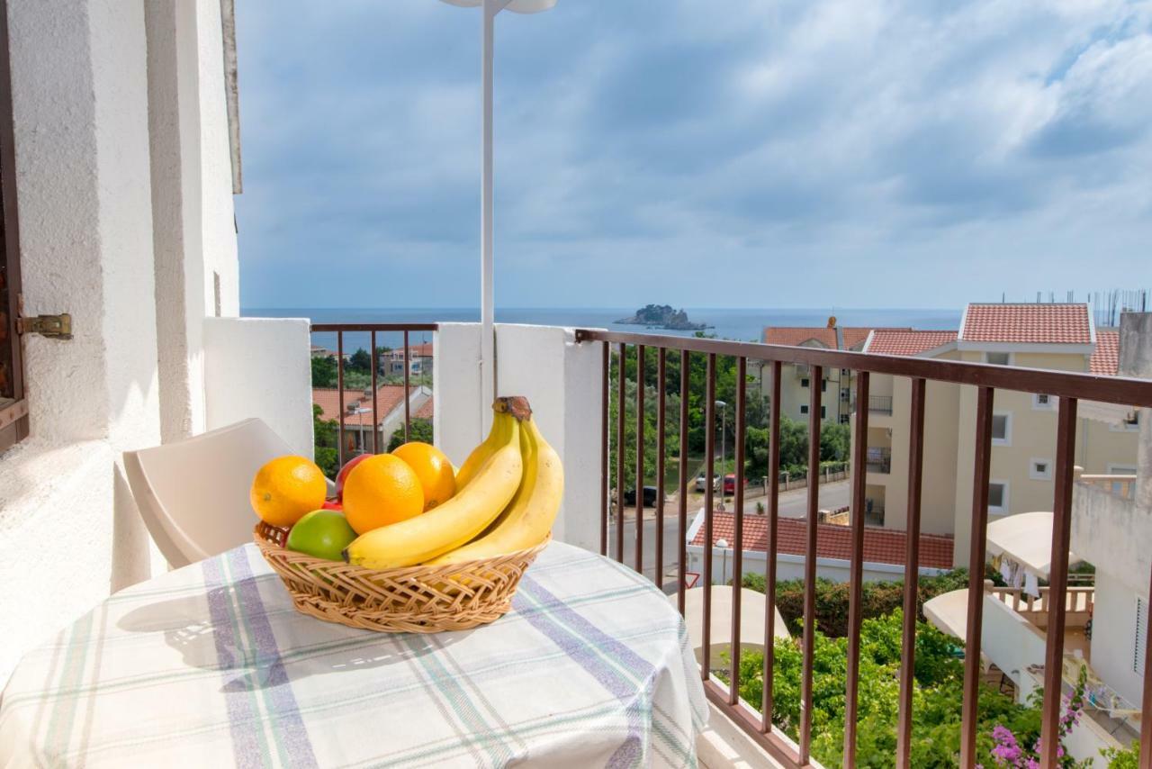 Apartments Vjera Petrovac ภายนอก รูปภาพ